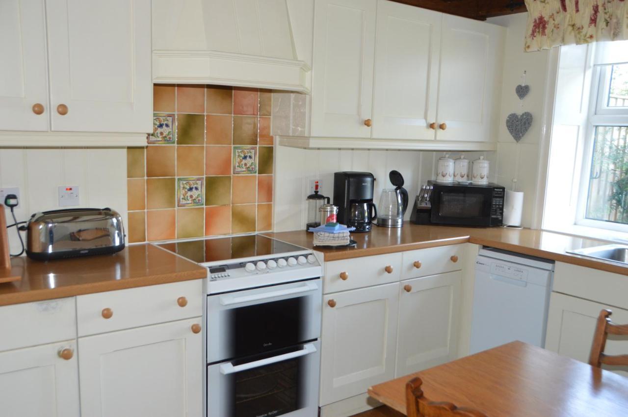 Middlehead Cottages Pickering Buitenkant foto