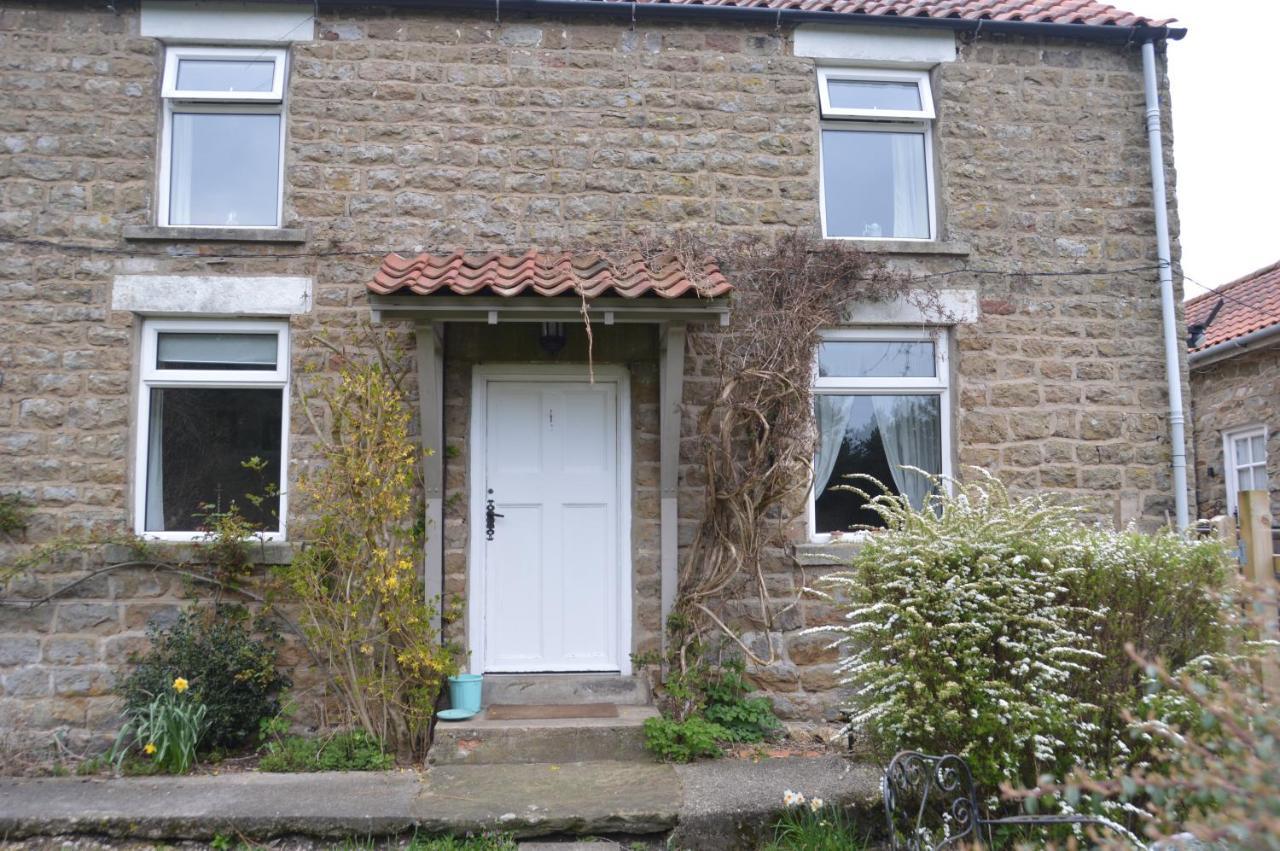 Middlehead Cottages Pickering Buitenkant foto