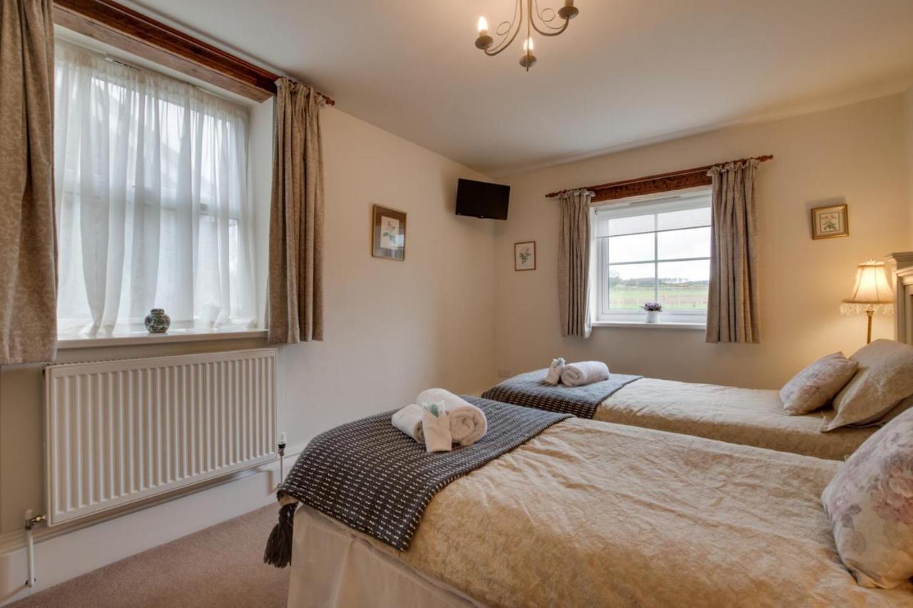 Middlehead Cottages Pickering Buitenkant foto