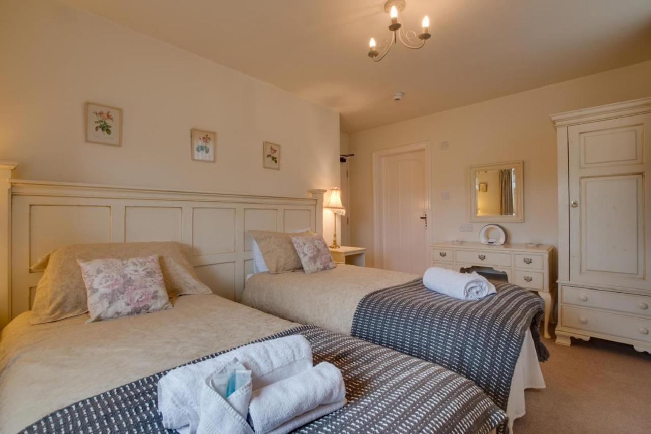 Middlehead Cottages Pickering Buitenkant foto